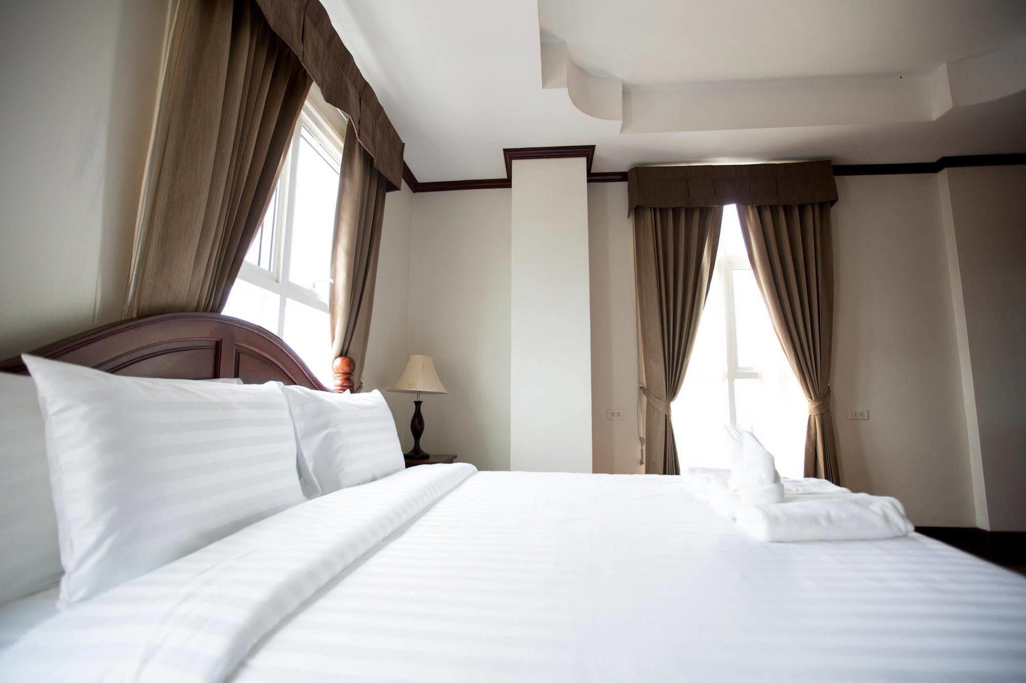 แคปิตอล เรสิเดนซ์ Hotel เวียงจันทน์ ภายนอก รูปภาพ